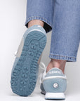Latitude White / Blue