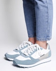 Latitude White / Blue