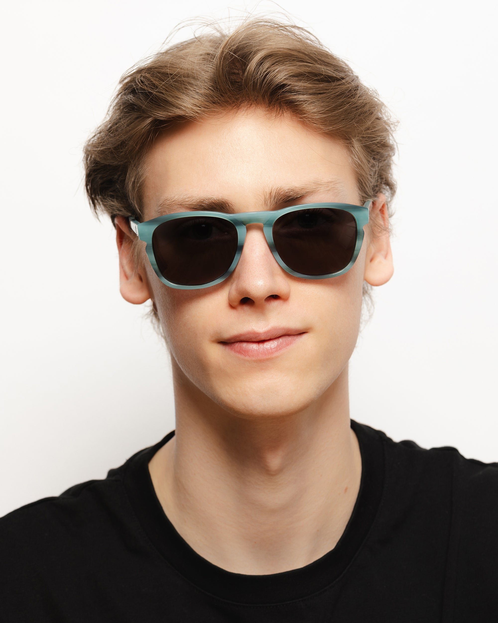 North Is Blue Tortoise / Black